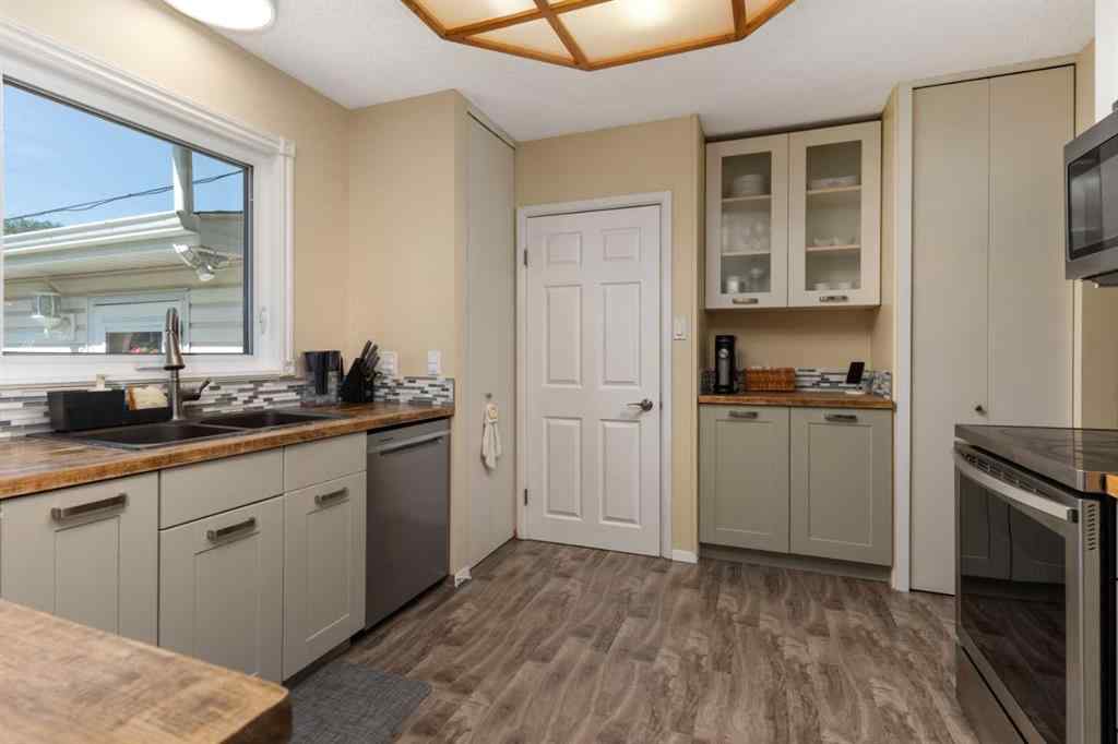 MLS® A2244742 - 5235 56 Avenue  in NONE Viking, Residential