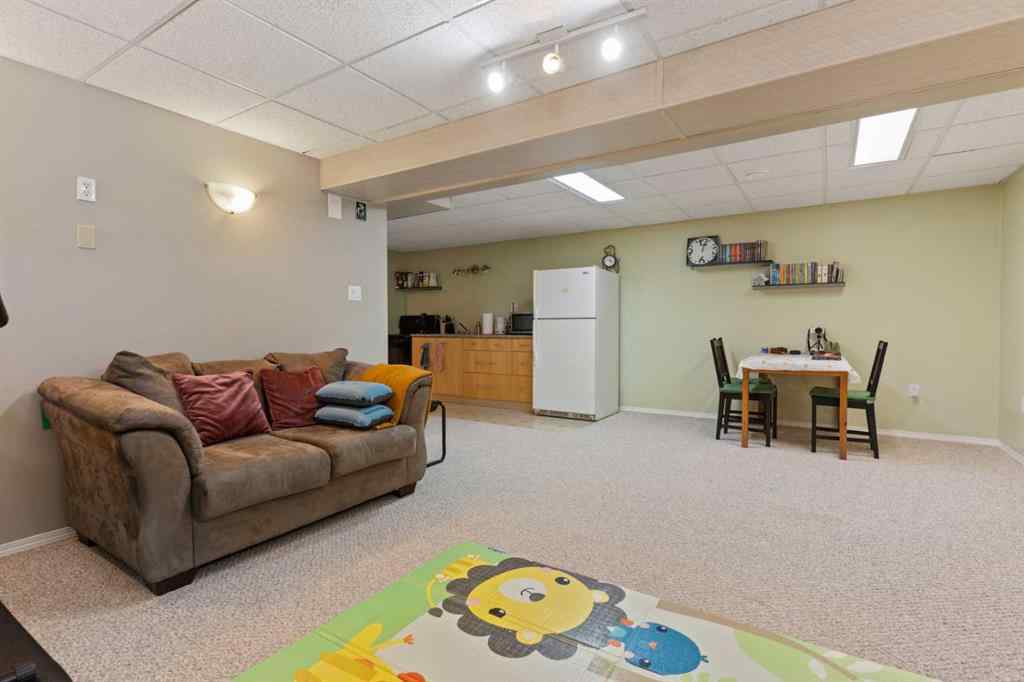 MLS® A2244742 - 5235 56 Avenue  in NONE Viking, Residential