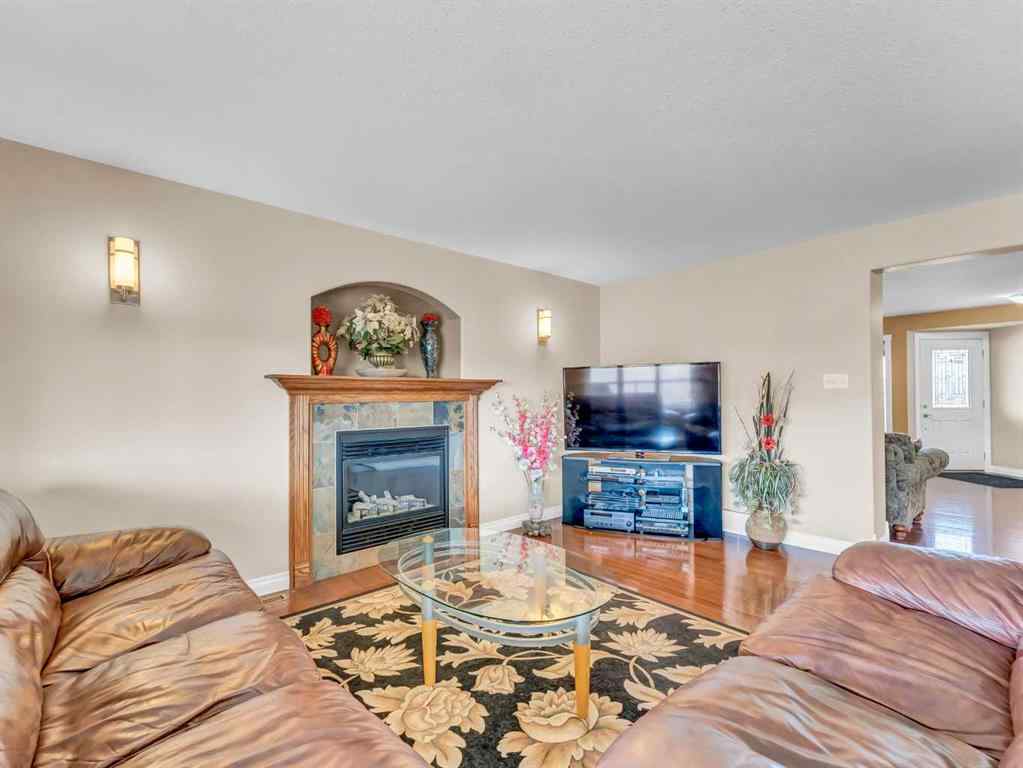 MLS® A2244744 - 356 Somerside Crescent SE in Southland Medicine Hat, Residential