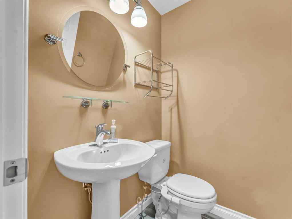 MLS® A2244744 - 356 Somerside Crescent SE in Southland Medicine Hat, Residential