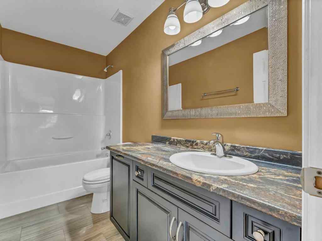 MLS® A2244744 - 356 Somerside Crescent SE in Southland Medicine Hat, Residential