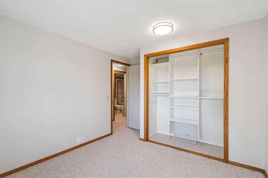MLS® A2244757 - Unit #72 2300 Oakmoor Drive SW in Palliser Calgary, Residential