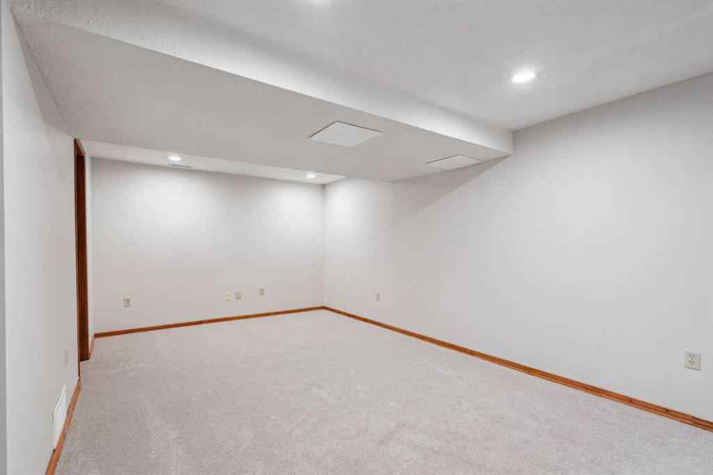 MLS® A2244757 - Unit #72 2300 Oakmoor Drive SW in Palliser Calgary, Residential