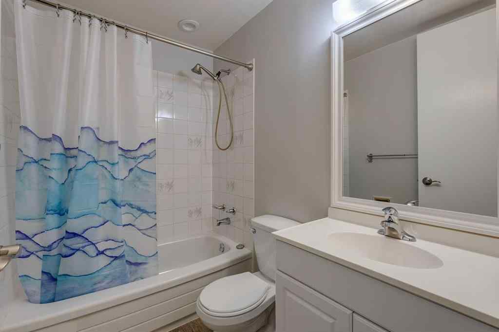 MLS® A2244760 - 72 Aspen Crescent SE in Airdrie Meadows Airdrie, Residential