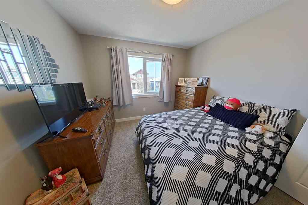 MLS® A2244763 - 76 Northlander Way W in Garry Station Lethbridge, Residential