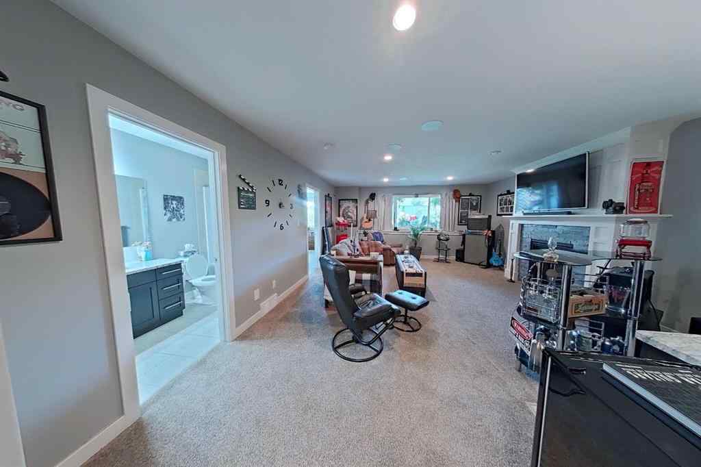 MLS® A2244763 - 76 Northlander Way W in Garry Station Lethbridge, Residential