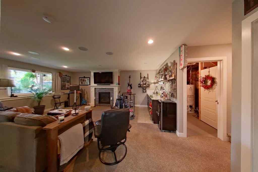 MLS® A2244763 - 76 Northlander Way W in Garry Station Lethbridge, Residential