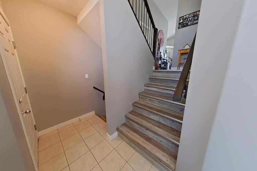 MLS® A2244763 - 76 Northlander Way W in Garry Station Lethbridge, Residential
