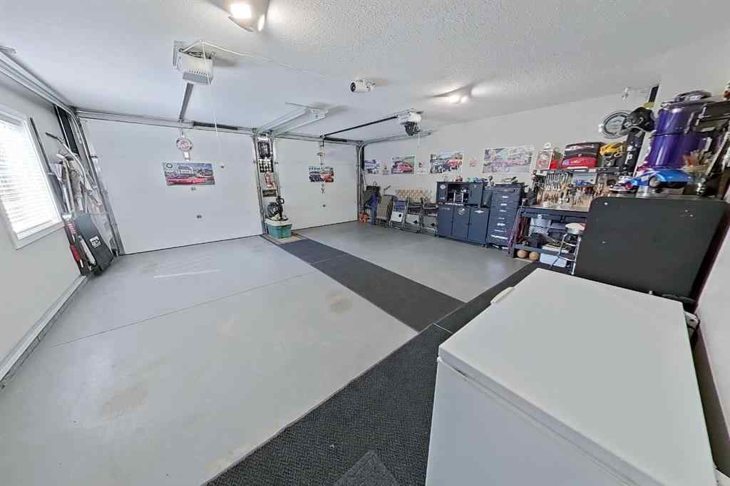 MLS® A2244763 - 76 Northlander Way W in Garry Station Lethbridge, Residential