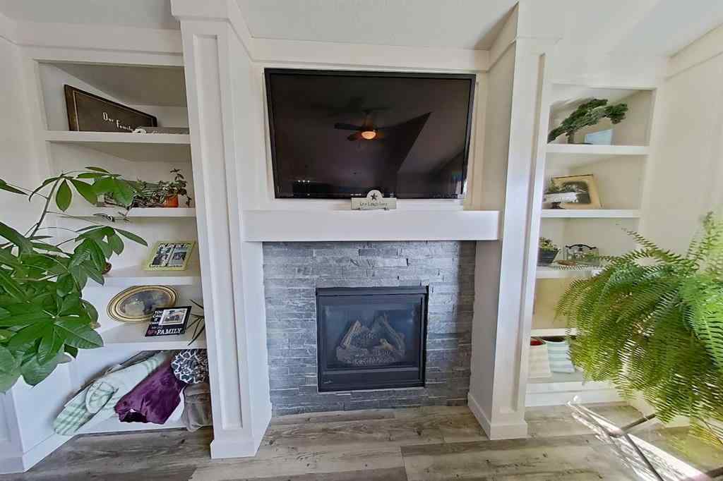 MLS® A2244763 - 76 Northlander Way W in Garry Station Lethbridge, Residential