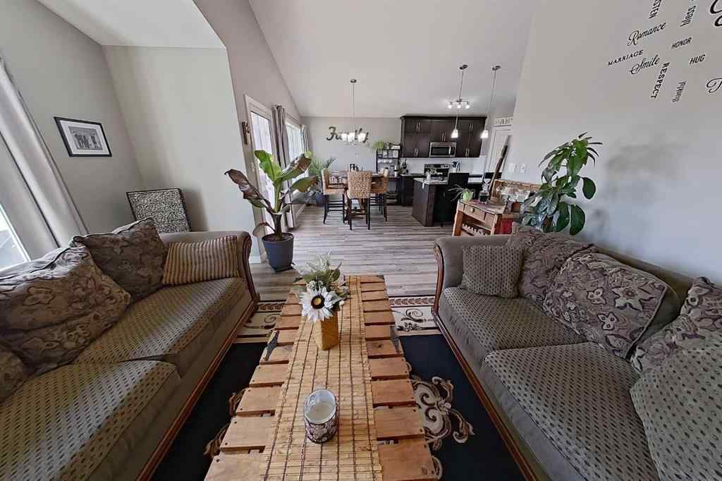 MLS® A2244763 - 76 Northlander Way W in Garry Station Lethbridge, Residential
