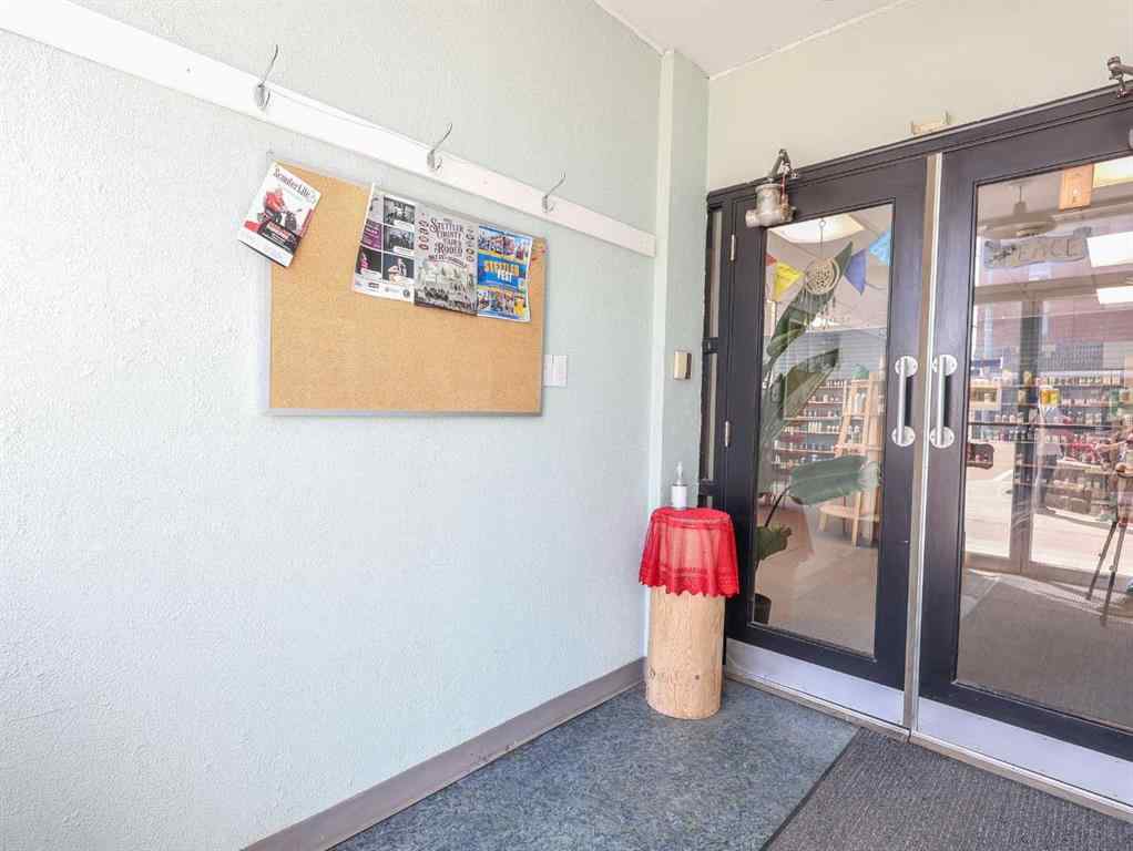 MLS® A2244776 - 5002 50 Street  in Downtown West Stettler, Commercial