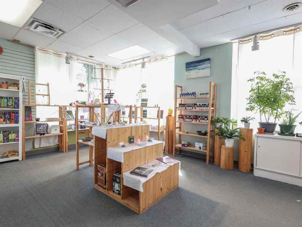 MLS® A2244776 - 5002 50 Street  in Downtown West Stettler, Commercial