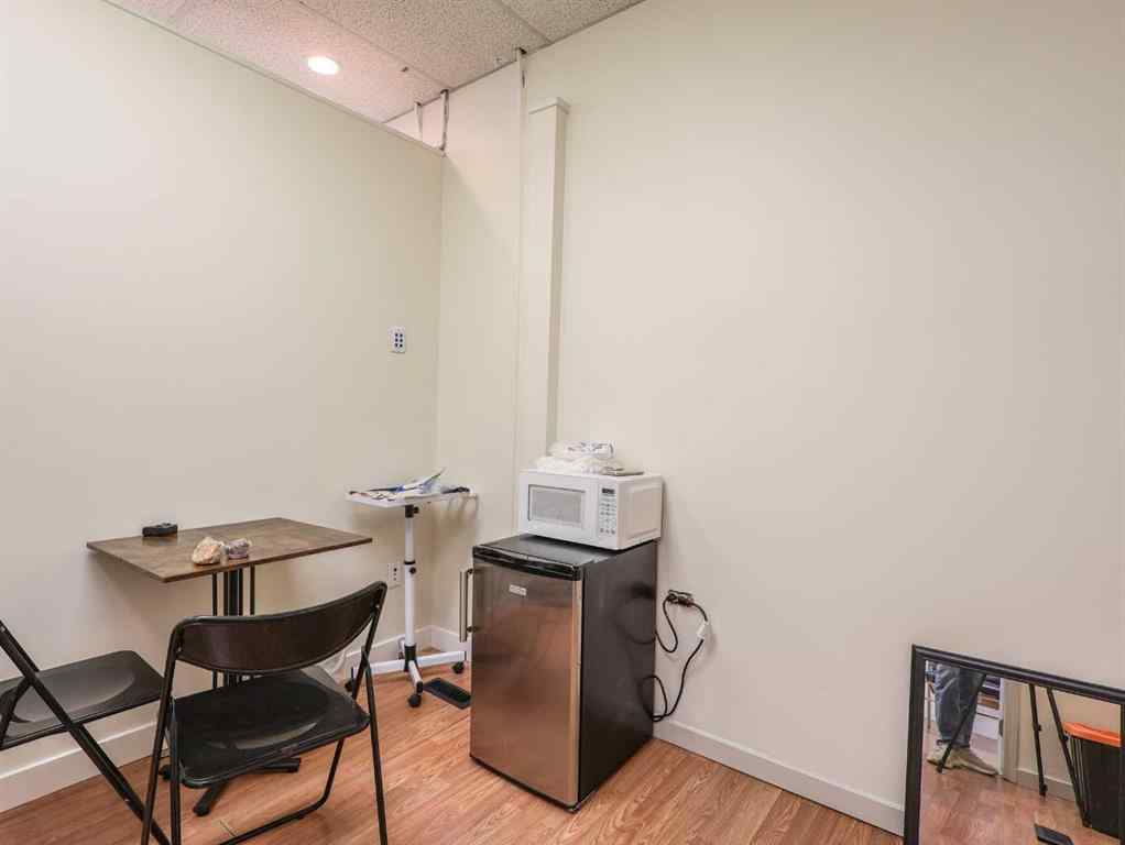 MLS® A2244776 - 5002 50 Street  in Downtown West Stettler, Commercial
