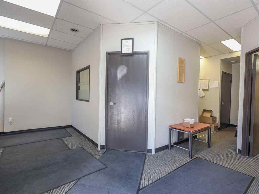 MLS® A2244776 - 5002 50 Street  in Downtown West Stettler, Commercial