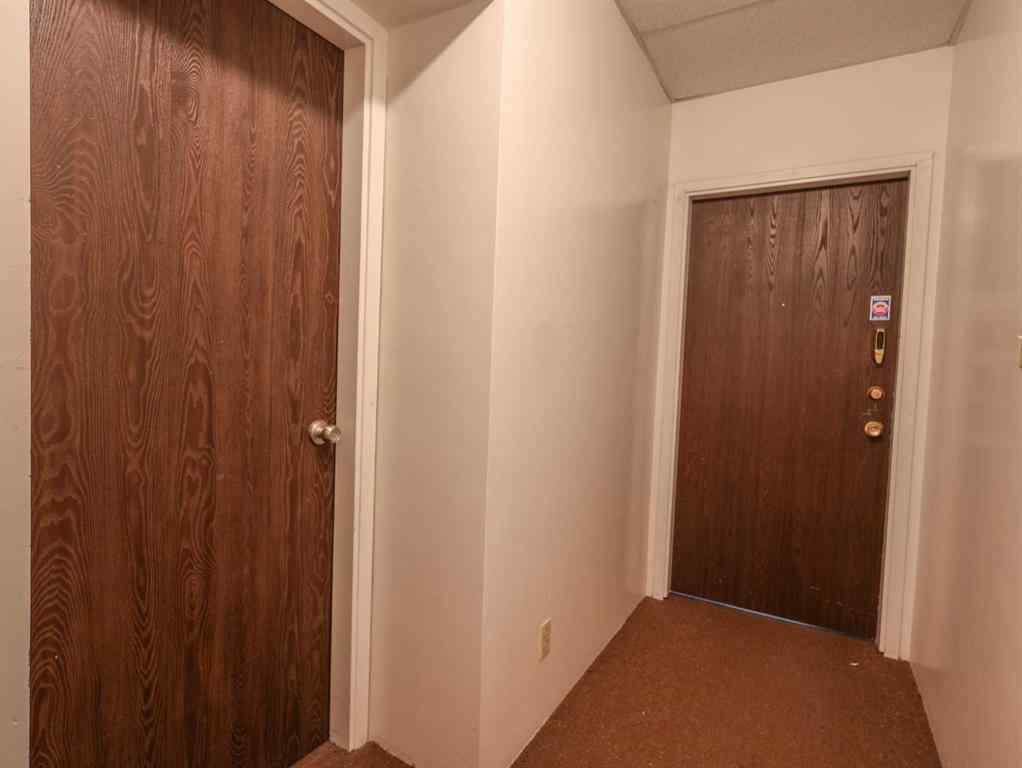 MLS® A2244776 - 5002 50 Street  in Downtown West Stettler, Commercial