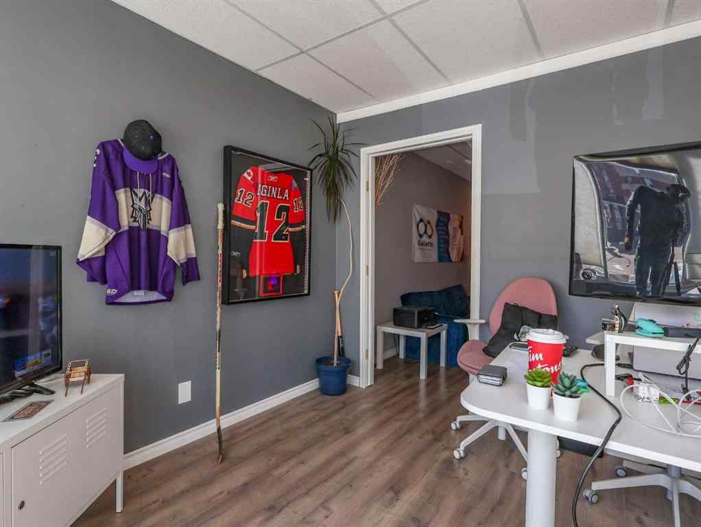 MLS® A2244776 - 5002 50 Street  in Downtown West Stettler, Commercial