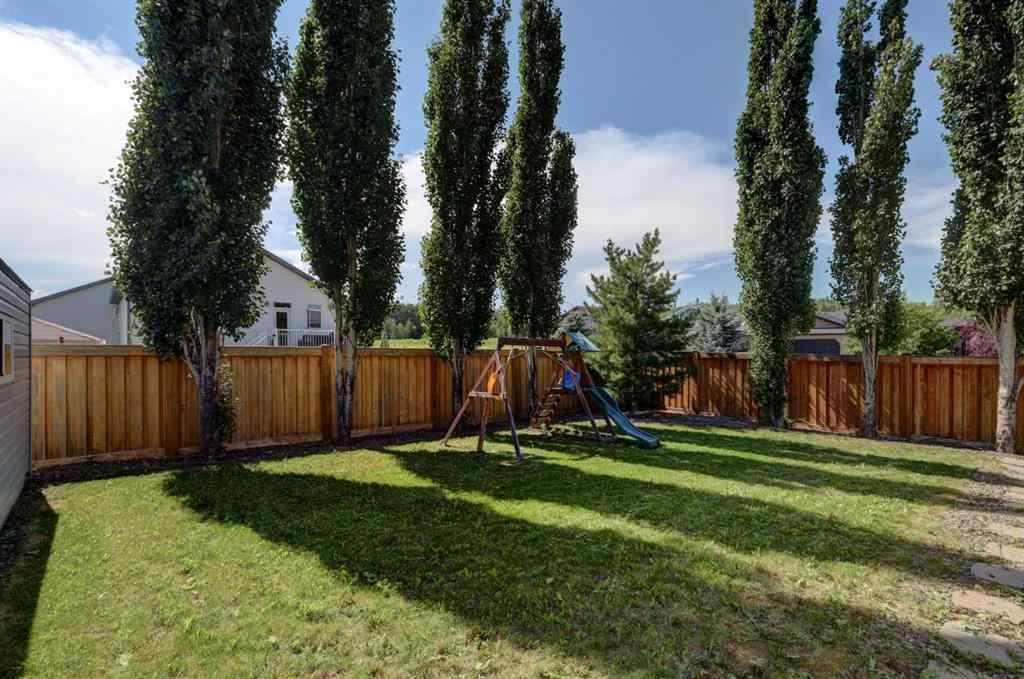 MLS® A2244777 - 201 11A Avenue NE in NONE Sundre, Residential