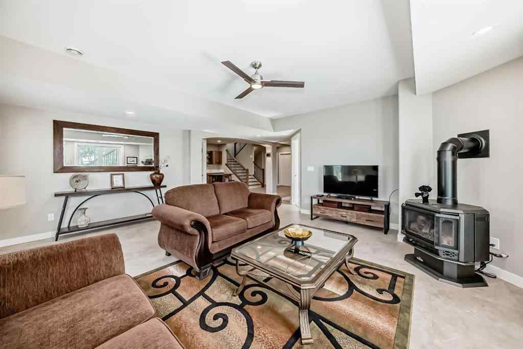 MLS® A2244780 - 3 - 255049 Township Rd 432   in Deere Creek Rural Ponoka County, Residential