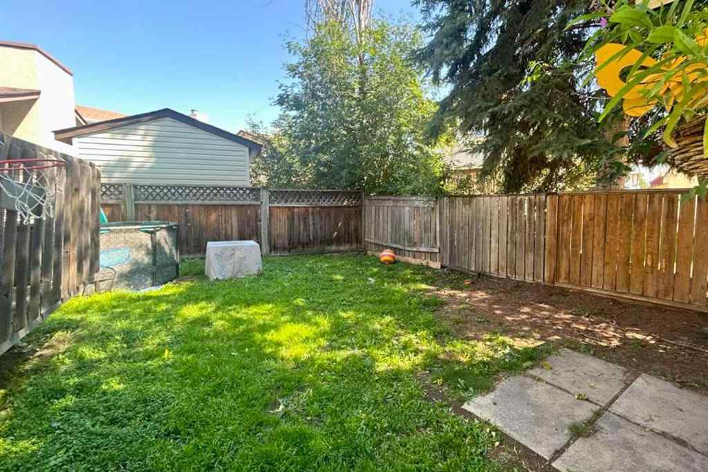 MLS® A2244781 - 110 Goodwin Place  in Grayling Terrace Fort McMurray, Residential