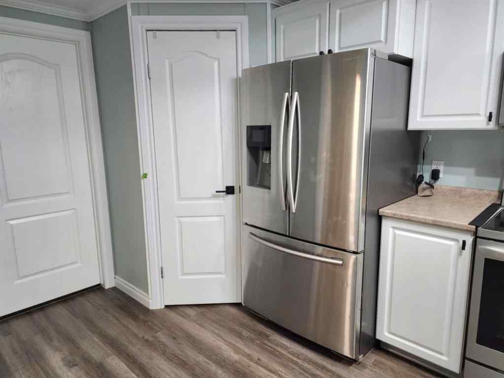 MLS® A2244782 - 205 Mctavish Crescent  in Timberlea Fort McMurray, Residential