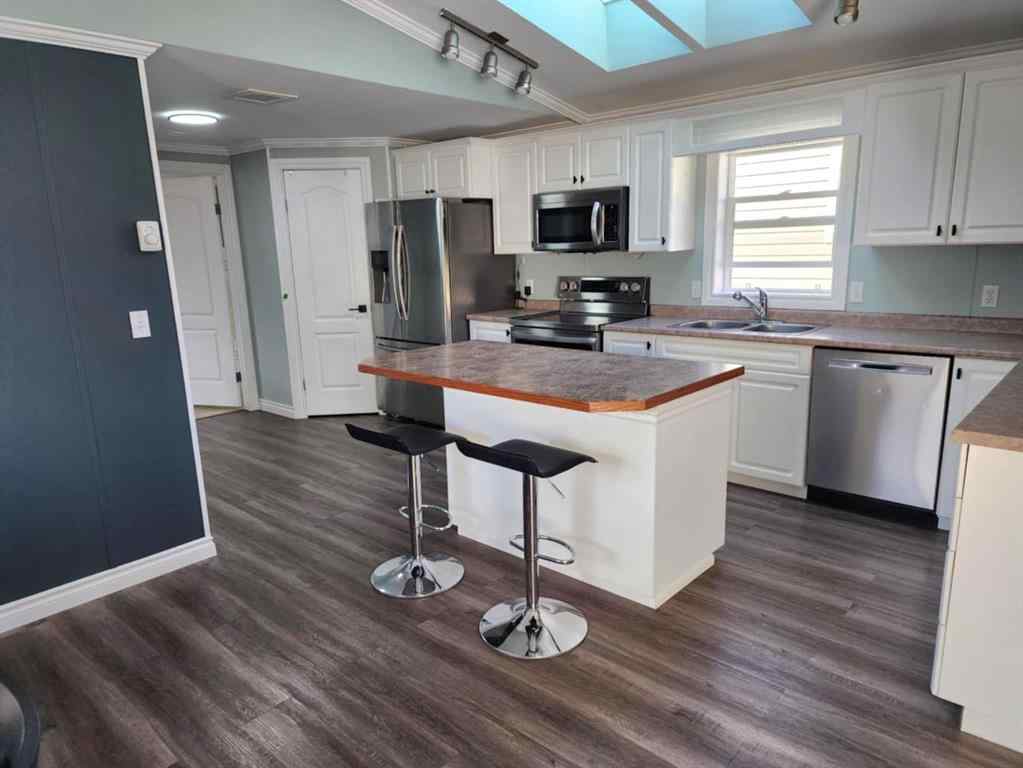 MLS® A2244782 - 205 Mctavish Crescent  in Timberlea Fort McMurray, Residential