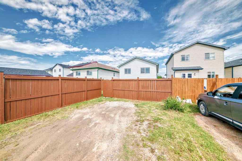 MLS® A2244800 - 273 Martin Crossing Way NE in Martindale Calgary, Residential