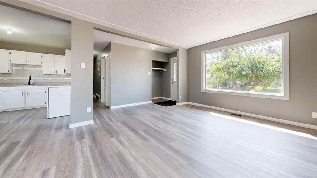MLS® A2244801 - 9514 99 Avenue  in Smith Grande Prairie, Residential