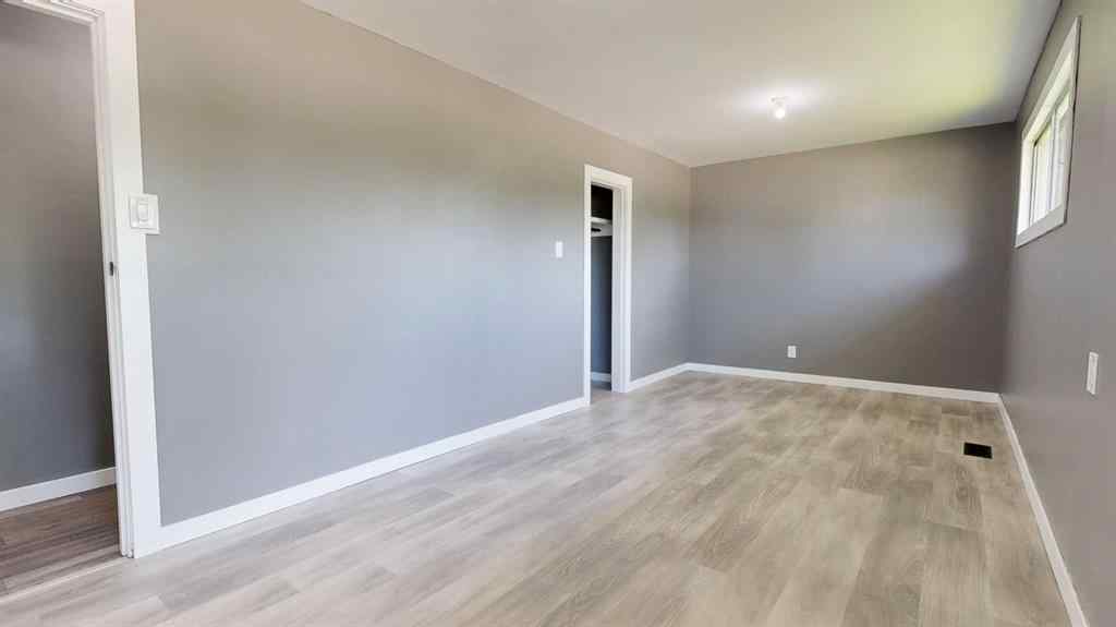 MLS® A2244801 - 9514 99 Avenue  in Smith Grande Prairie, Residential