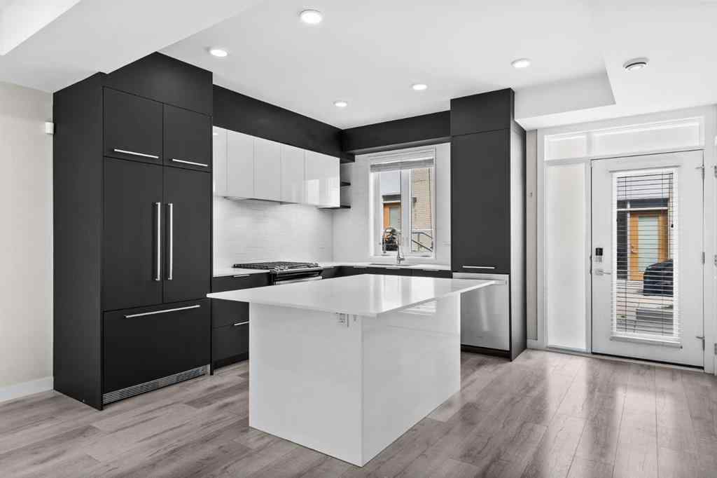MLS® A2244805 - 4060 Kovitz Lane NW in University District Calgary, Residential
