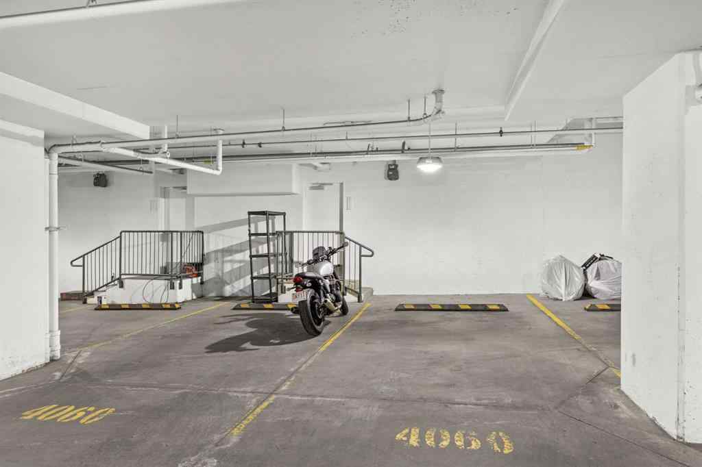 MLS® A2244805 - 4060 Kovitz Lane NW in University District Calgary, Residential