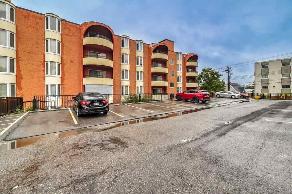 MLS® A2244815 - Unit #101 1424 22 Avenue SW in Bankview Calgary, Residential