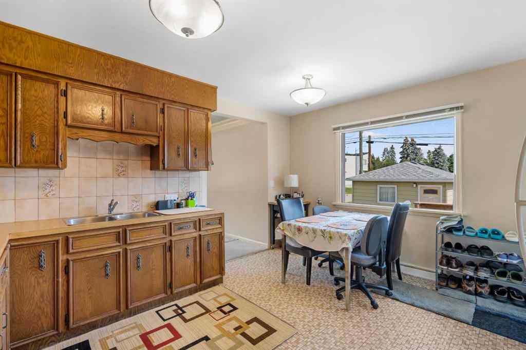 MLS® A2244819 - 2140 Halifax Crescent NW in Banff Trail Calgary, Residential