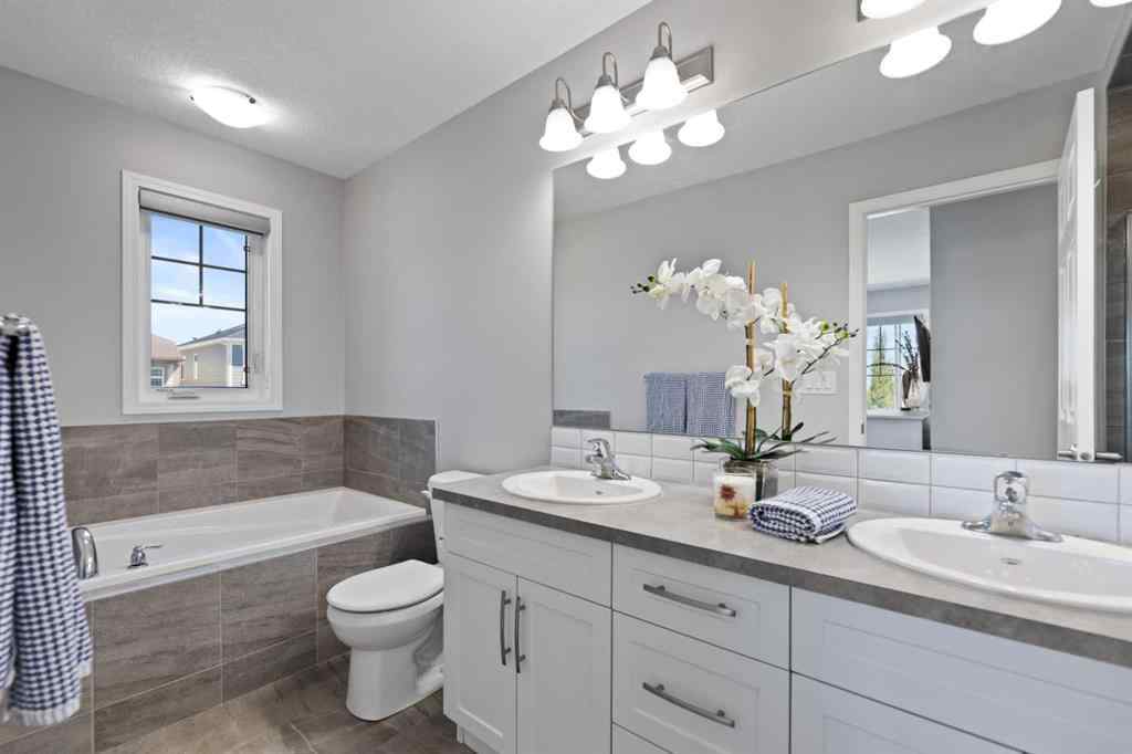 MLS® A2244832 - 19 Yorkville Gate SW in Yorkville Calgary, Residential