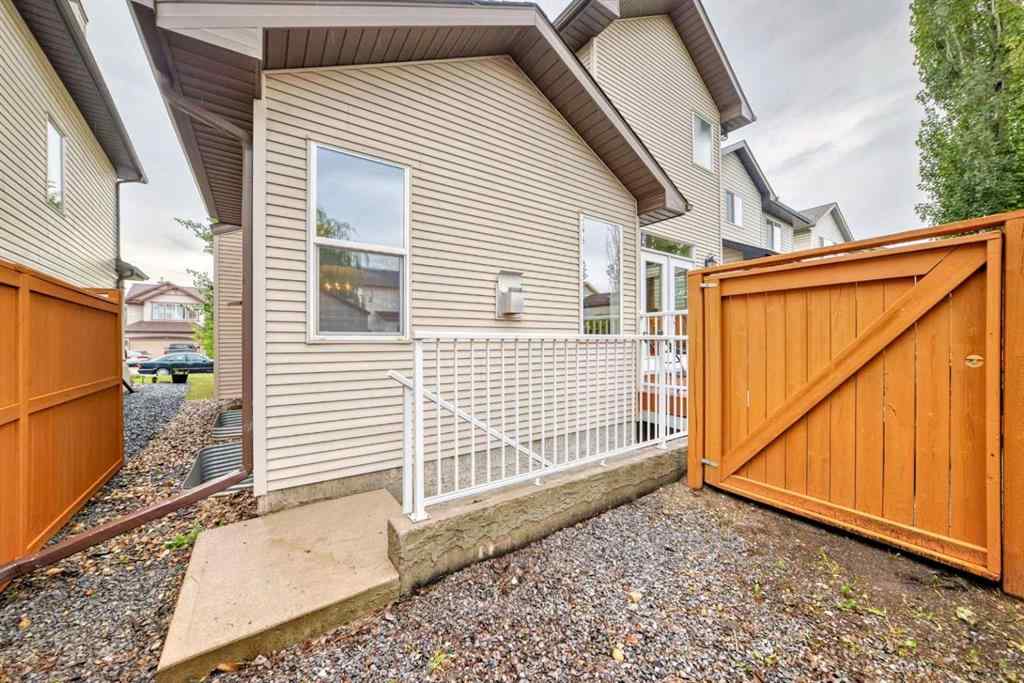 MLS® A2244833 - 125 New Brighton Manor SE in New Brighton Calgary, Residential