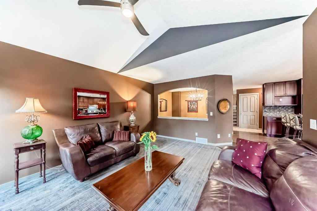 MLS® A2244833 - 125 New Brighton Manor SE in New Brighton Calgary, Residential