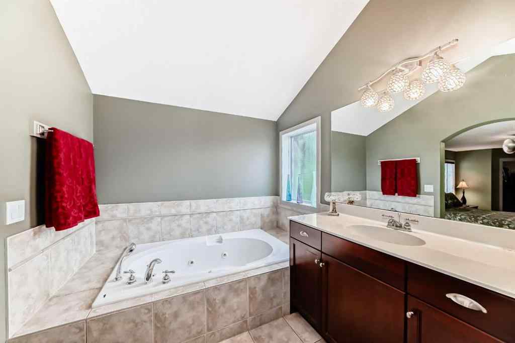 MLS® A2244833 - 125 New Brighton Manor SE in New Brighton Calgary, Residential