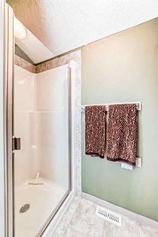 MLS® A2244833 - 125 New Brighton Manor SE in New Brighton Calgary, Residential