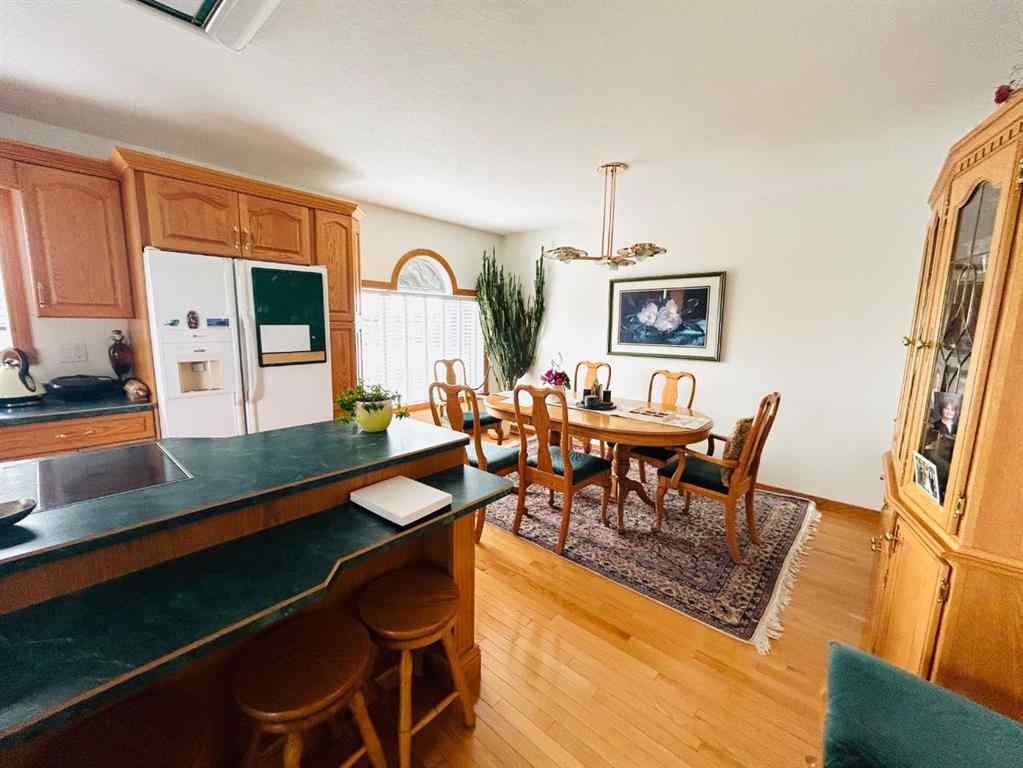 MLS® A2244835 - 213 5 Avenue E in NONE Oyen, Residential