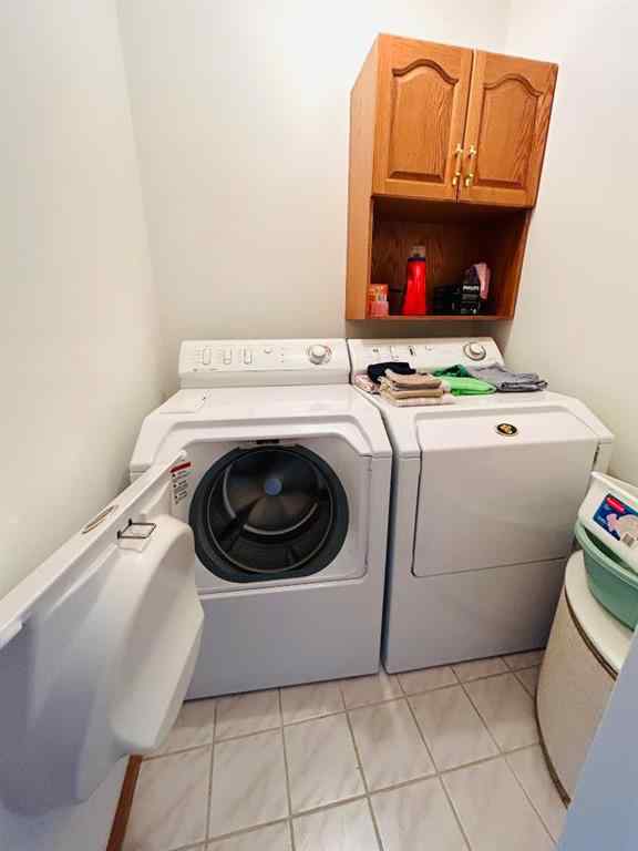 MLS® A2244835 - 213 5 Avenue E in NONE Oyen, Residential