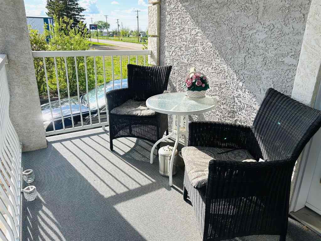 MLS® A2244835 - 213 5 Avenue E in NONE Oyen, Residential