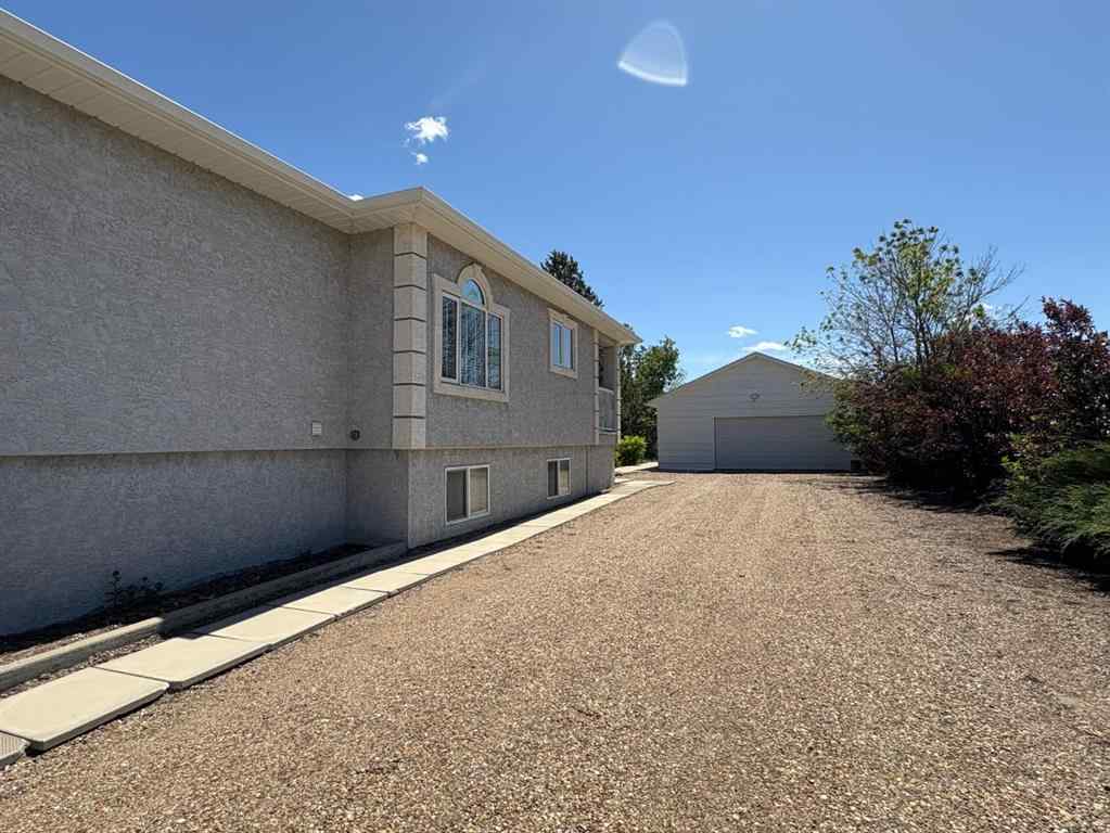 MLS® A2244835 - 213 5 Avenue E in NONE Oyen, Residential