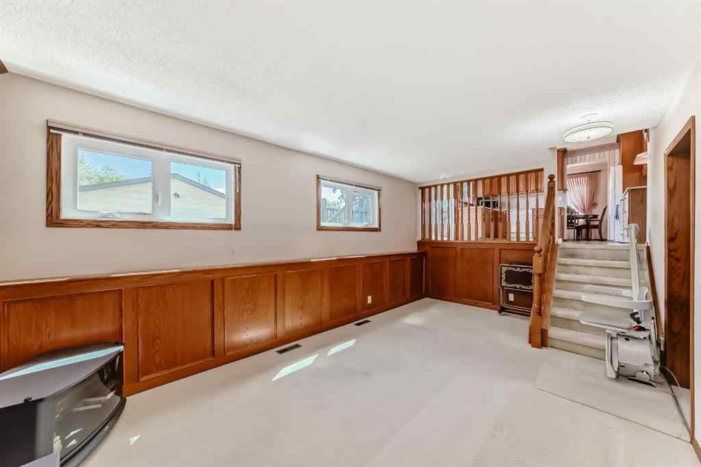 MLS® A2244842 - 156 Whiteview Close NE in Whitehorn Calgary, Residential
