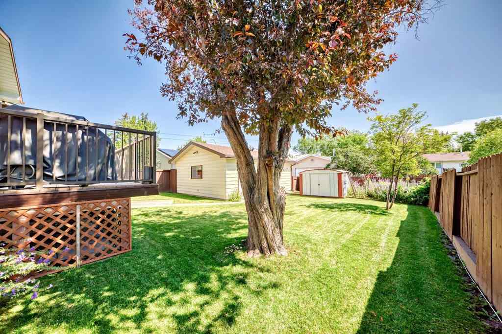 MLS® A2244842 - 156 Whiteview Close NE in Whitehorn Calgary, Residential
