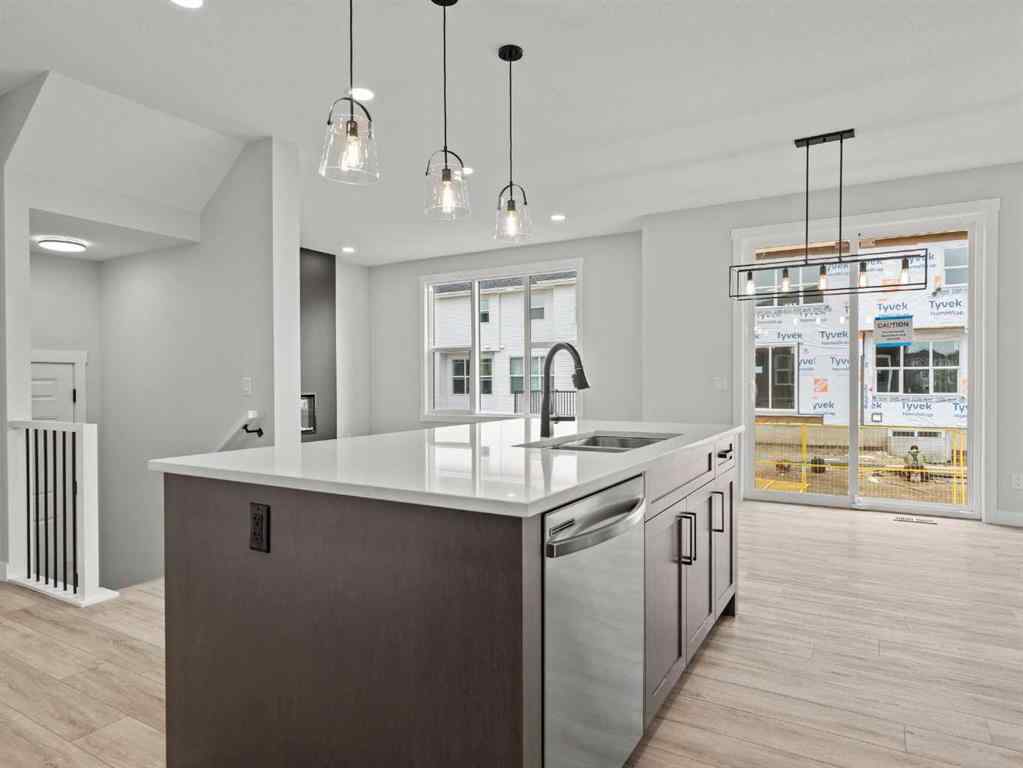 MLS® A2244847 - 271 Kinniburgh Loop  in Kinniburgh South Chestermere, Residential