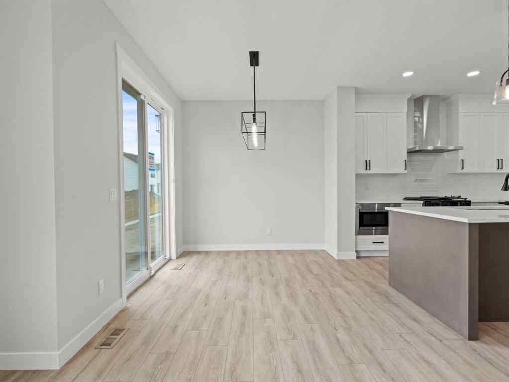 MLS® A2244847 - 271 Kinniburgh Loop  in Kinniburgh South Chestermere, Residential