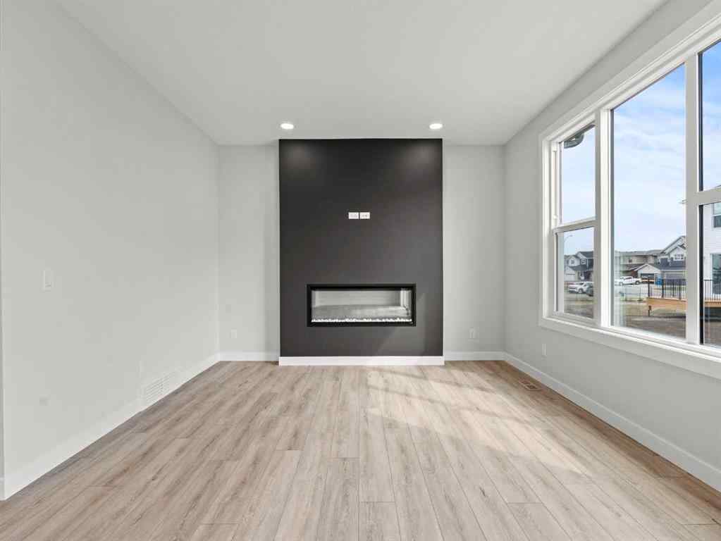 MLS® A2244847 - 271 Kinniburgh Loop  in Kinniburgh South Chestermere, Residential