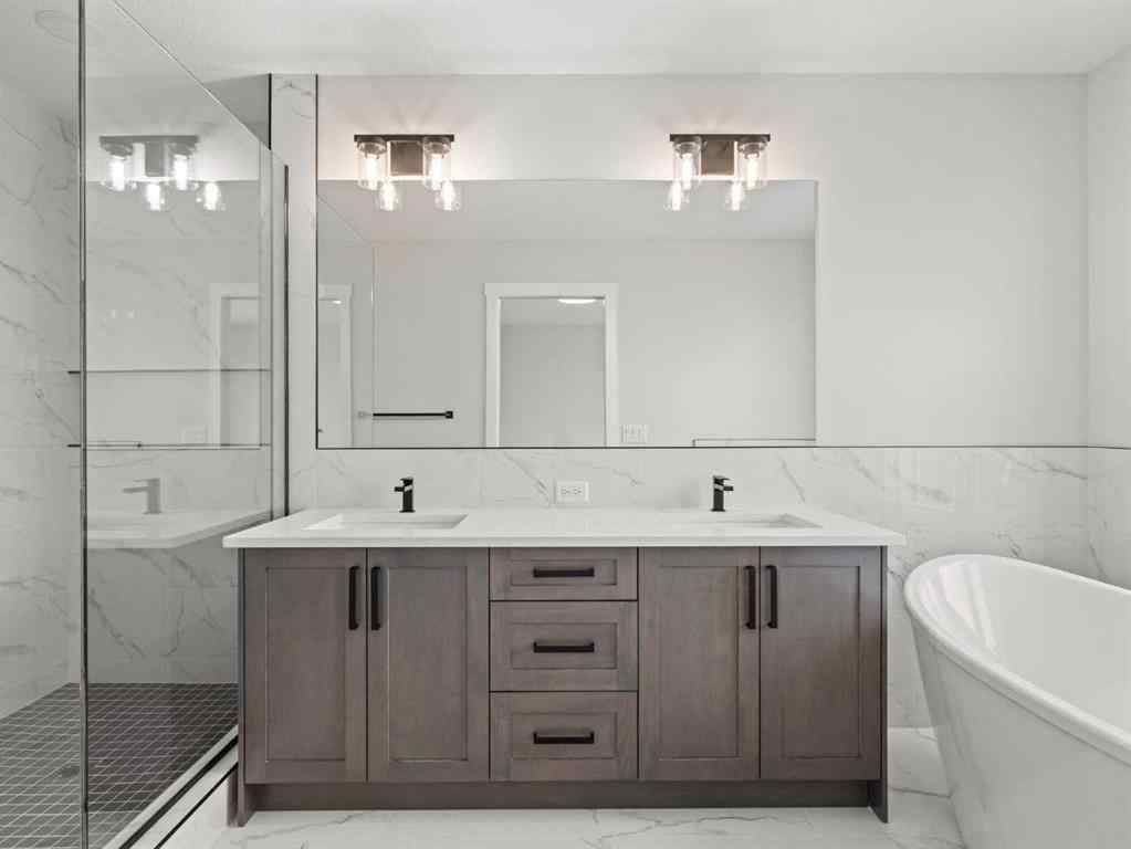 MLS® A2244847 - 271 Kinniburgh Loop  in Kinniburgh South Chestermere, Residential