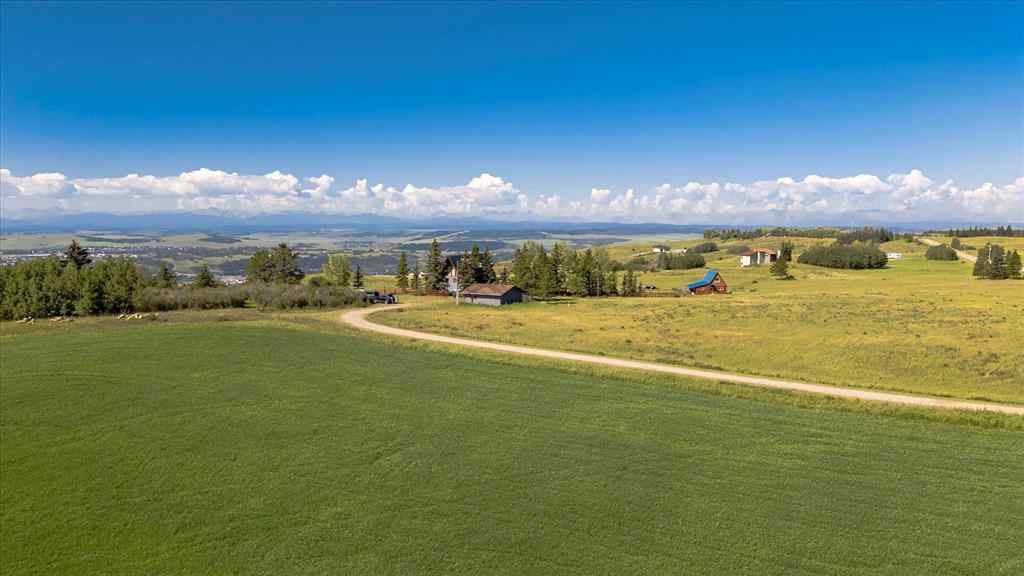 MLS® A2244850 - 40091 Big Hill Road  in NONE Rural Rocky View County, Residential