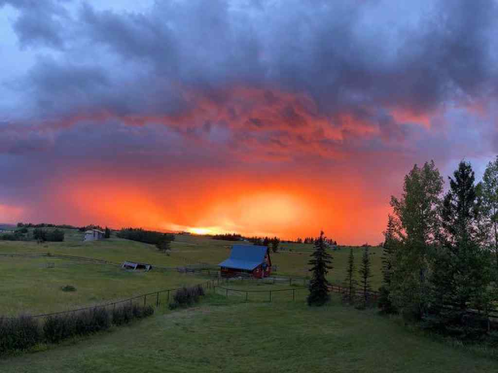 MLS® A2244850 - 40091 Big Hill Road  in NONE Rural Rocky View County, Residential